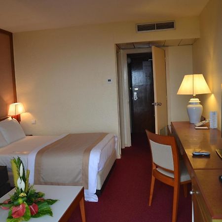 Hôtel Sawa Douala Buitenkant foto