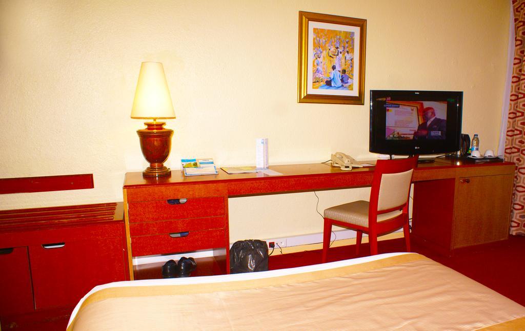 Hôtel Sawa Douala Buitenkant foto
