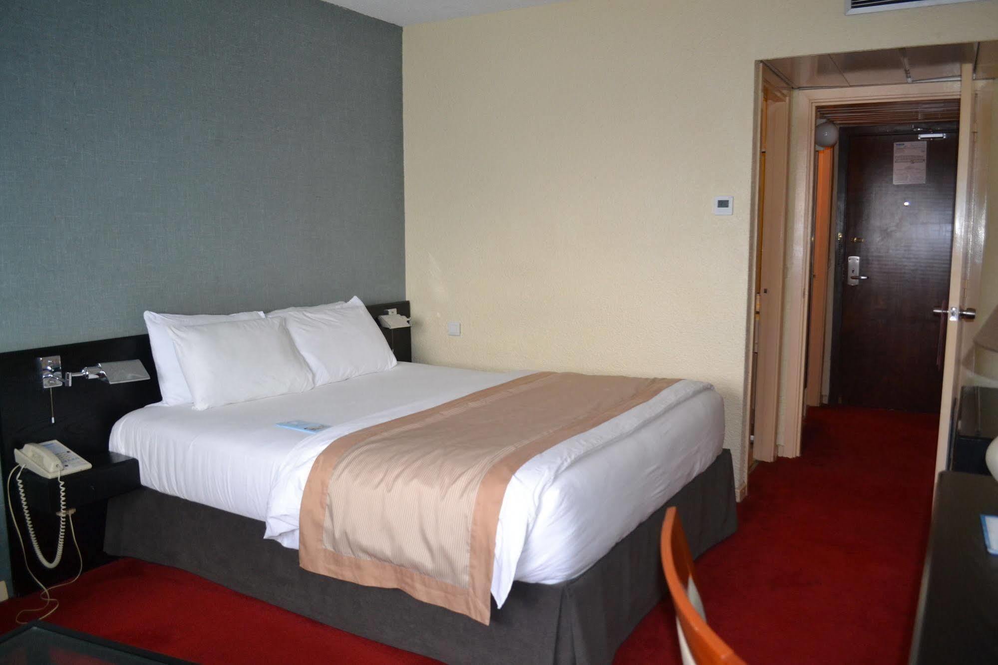 Hôtel Sawa Douala Buitenkant foto