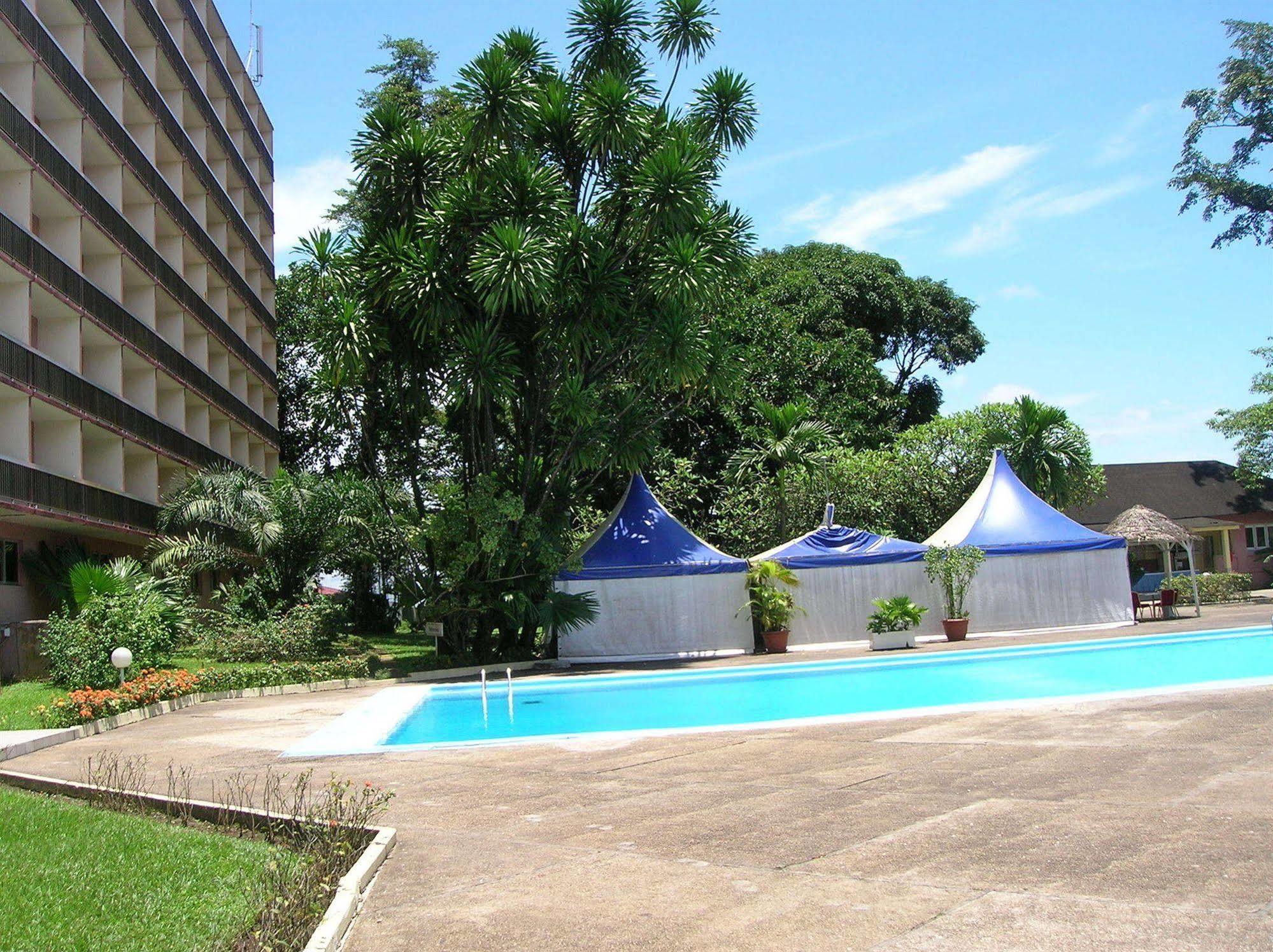 Hôtel Sawa Douala Buitenkant foto