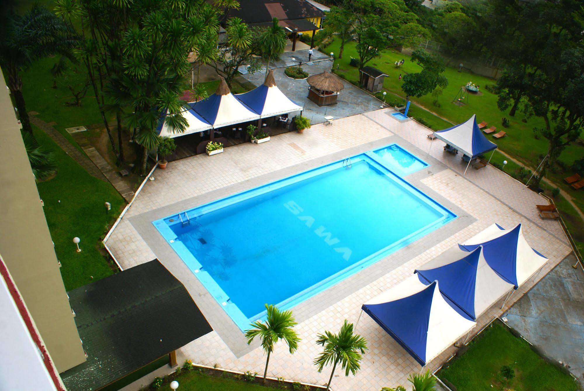 Hôtel Sawa Douala Buitenkant foto