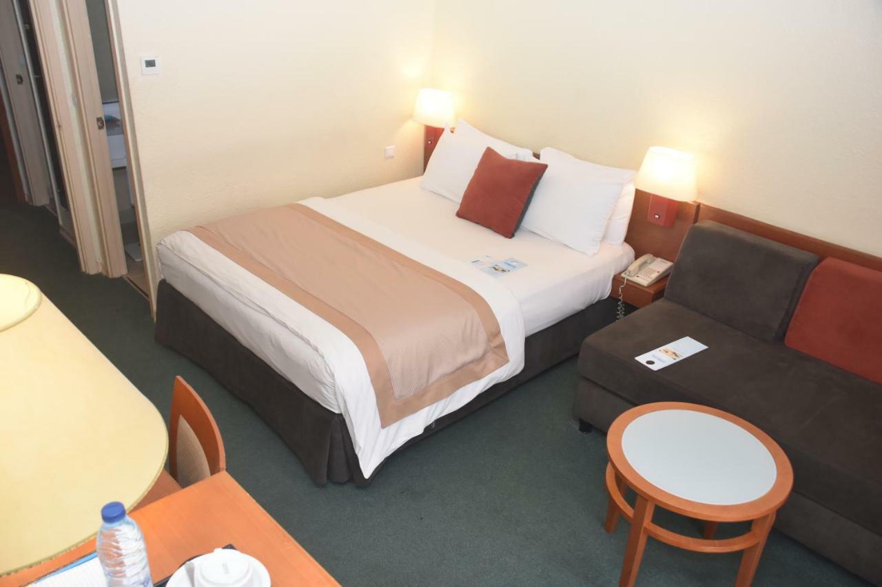 Hôtel Sawa Douala Buitenkant foto