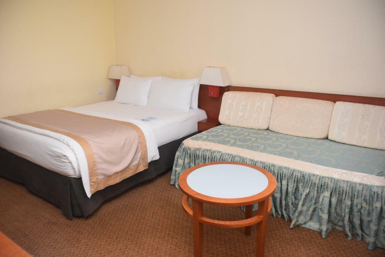 Hôtel Sawa Douala Buitenkant foto